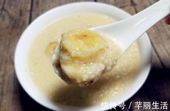 水果|坐月子时,吃什么水果对产后恢复好这4样水果,希望你别错过