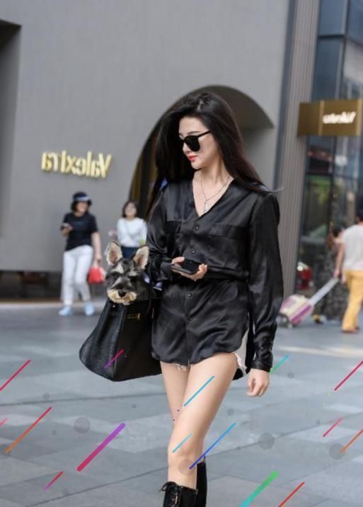 无限|街拍万里挑一的小姐姐,娴雅娇容性感无限,身材让人心动