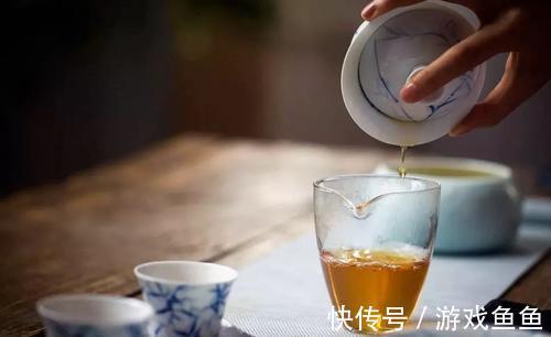 红茶|秋天，喝茶有讲究，建议：这“2种茶”最好不要喝，都是为你好