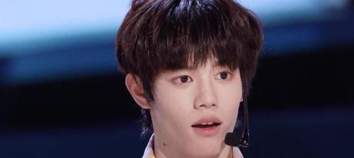 《青你》《创造营》打擂台,赛制混乱选手实力差,是扑街了?