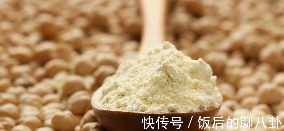 母乳|3类食物哺乳期要少吃,母乳变差娃遭罪,还可能导致宝宝断粮