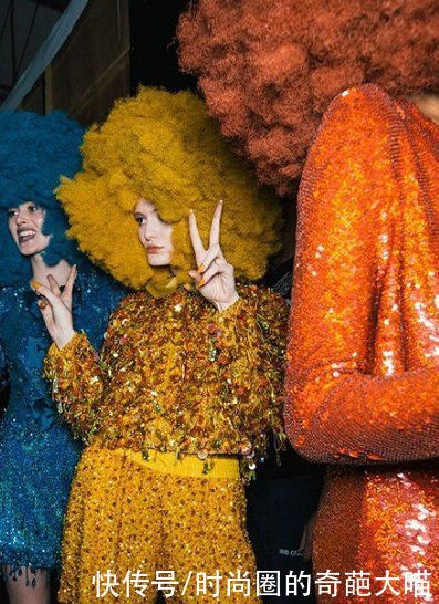 亮片的百般穿法，时髦亮眼不俗气，让人看了都想要直接照搬