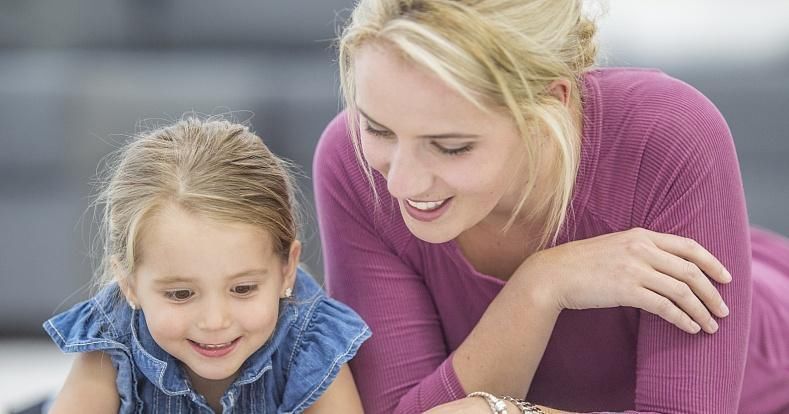 特点|孩子小时候有3个特点,长大后就是学霸,聪明家长趁早留意