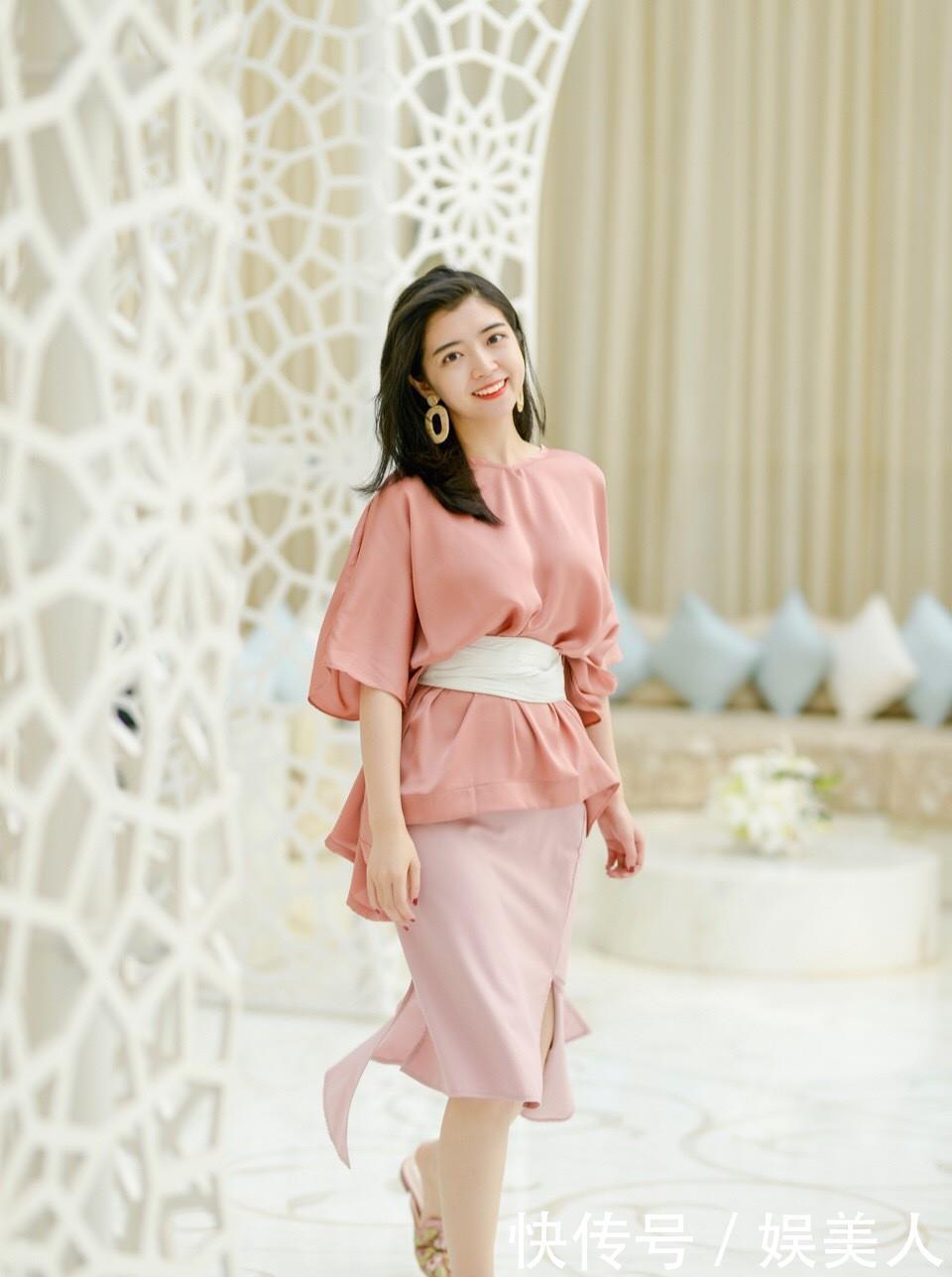 裙子才是早春“扛把子”,今年流行穿这件,气质优雅,大家都爱了