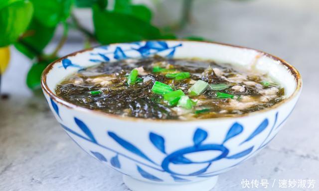 做紫菜蛋汤,掌握1个关键步骤,鲜美无比,好喝翻倍