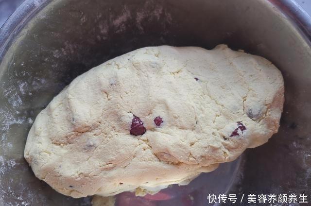 老妈过年总会做一锅它,简单易做喷香软糯特好吃,大人孩子都喜欢!