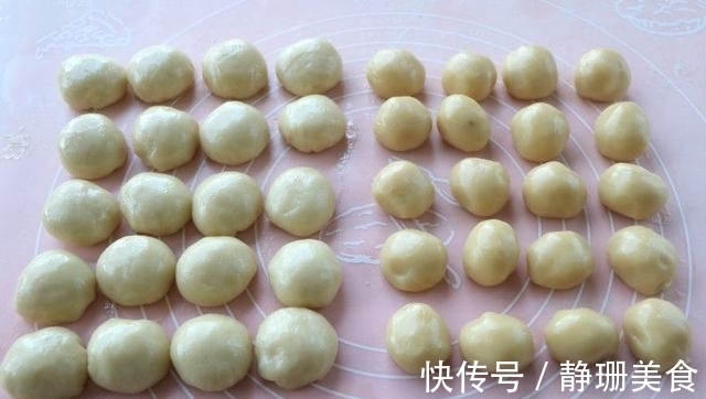 经典糕点蛋黄酥做法,7步就可上烤箱,外酥内软好吃不用花钱买