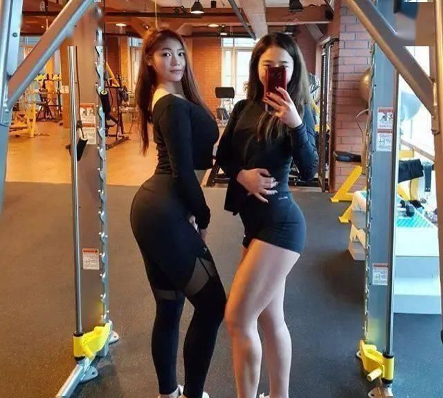S曲线|她身高170,体重135斤,健身三年练出S曲线,令网友羡慕她的身材