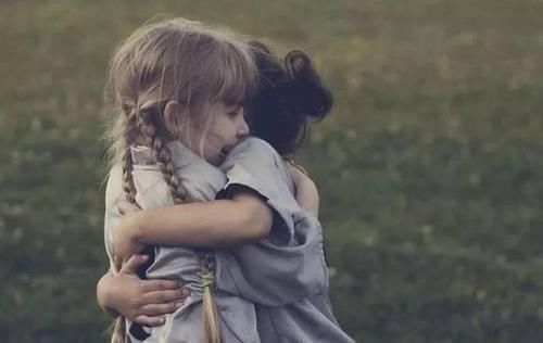 胎儿|怀孕五个月睡觉平躺，胎儿会缺氧吗？孕妈这么睡能让宝宝更健康