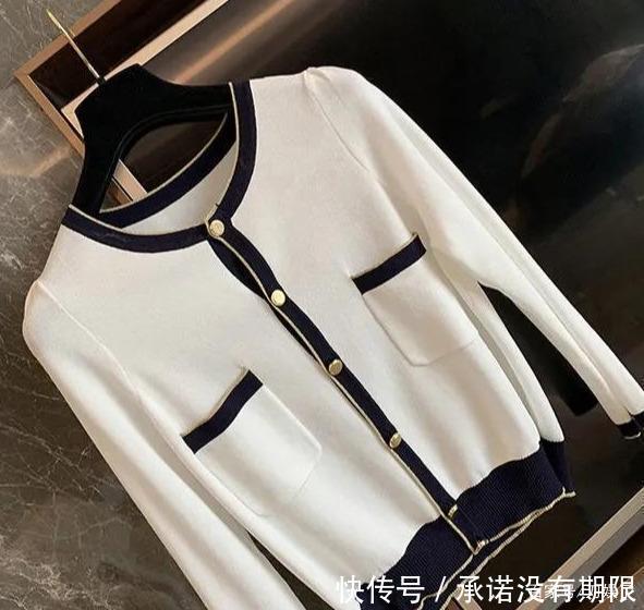 女人会打扮就是精致,今秋流行“小衫+半裙”,时髦优雅显贵气