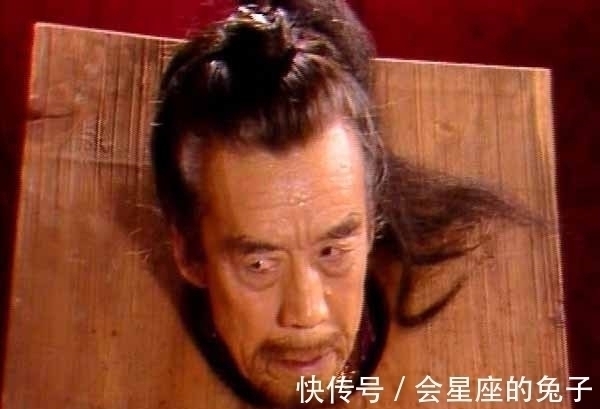 贾政#贾府被抄的原因仅仅是靠山倒了吗?当然不是!是因为贾政……