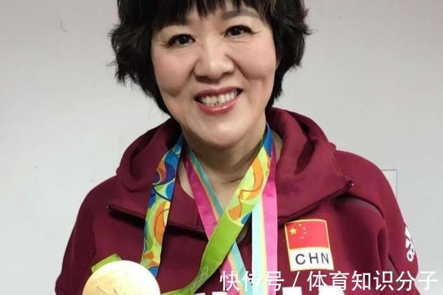 美国春晚|恭喜61岁郎平,美国春晚发来重大贺电,不愧是中国女排第一人
