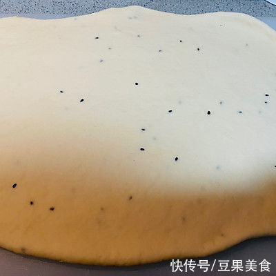 #金龙鱼精英100%烘焙大师赛-爱好组-高筋#芝士椰蓉面包