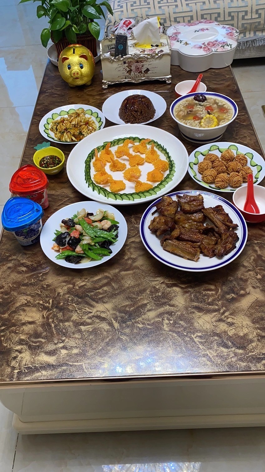 晒晒全国16个地方的年夜饭,各地都不同,快看看有“撞菜”吗?