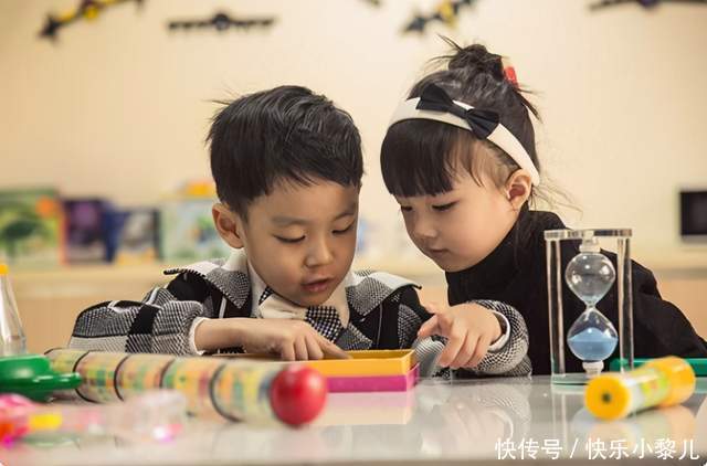 有何|独生家庭与二胎家庭有何不同?过来人直言:不出十年差距明显