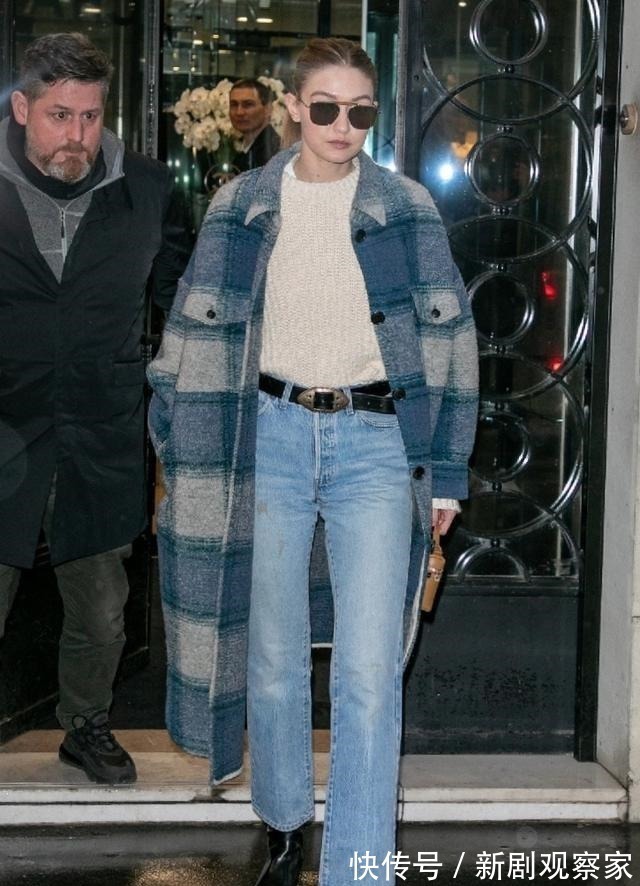 gigi 超模Gigi堪称时尚教科书,颜好身材棒还会穿,看她玩转穿搭!