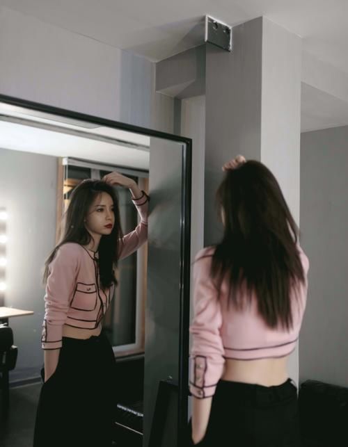 显瘦10斤的“作弊穿法”，春天日常搭配用起来，超好看