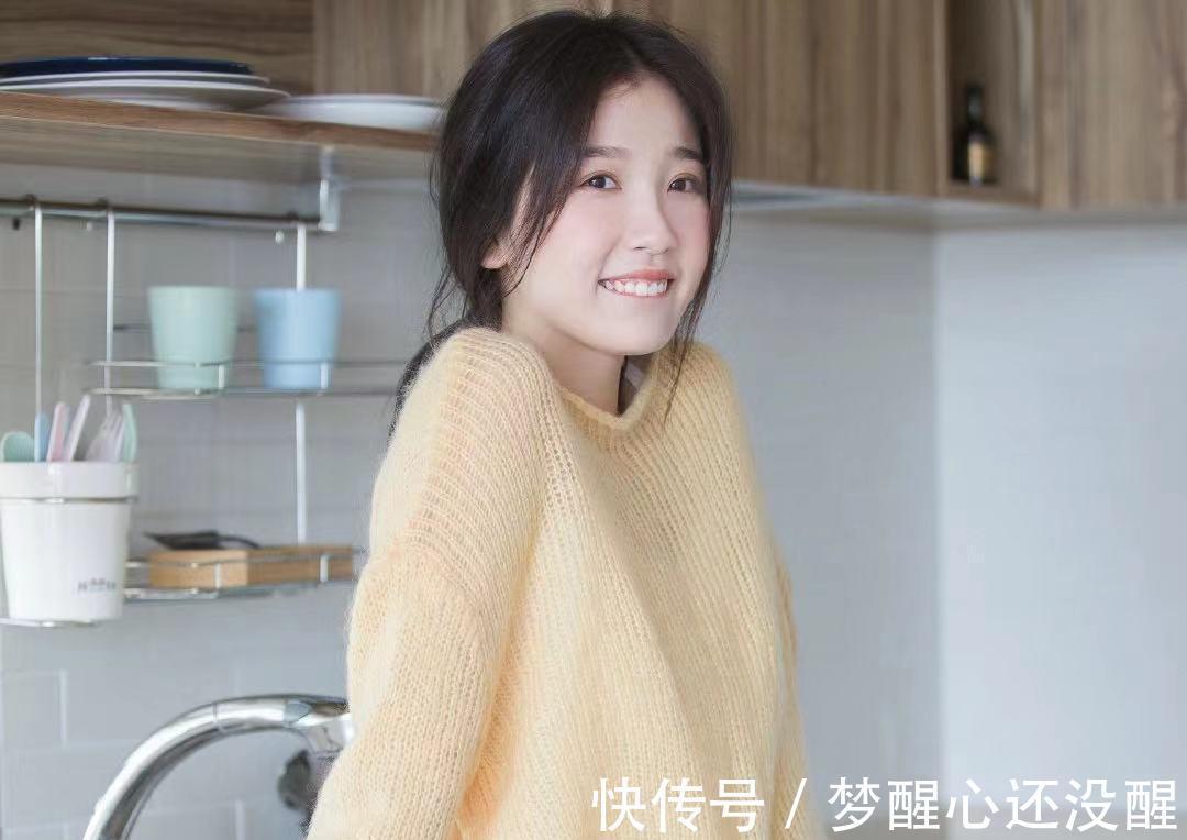 肉感|普通女生有3个特点,请大胆走“纯欲风”路线,天生就有优势