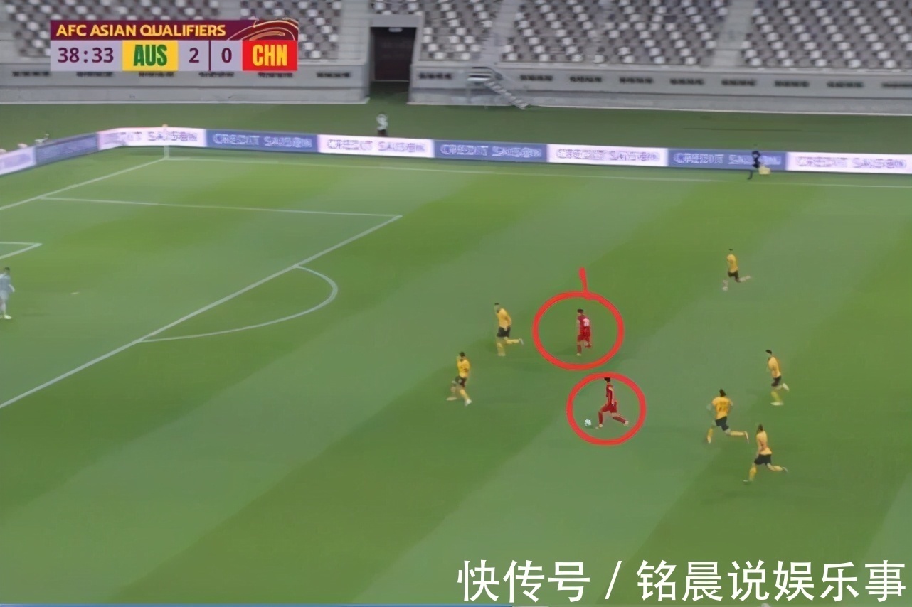c罗|就是不传!艾克森大空位要球遭无视,归化梅西和C罗又有什么用