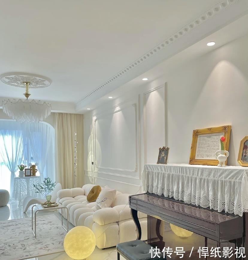 飘窗垫|这是我们见过最浪漫的132㎡法式装修，屋内干净到“一层不染”