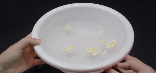 男性朋友|大蒜放进白醋里泡一泡,真是厉害,解决了很多男性朋友困扰的烦恼