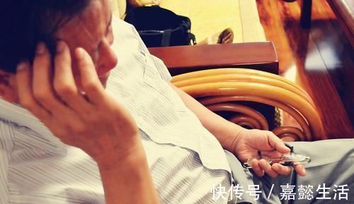 大爷|63岁大爷半夜突发脑梗，医生饭后三事不该做，尤其是高血压患者