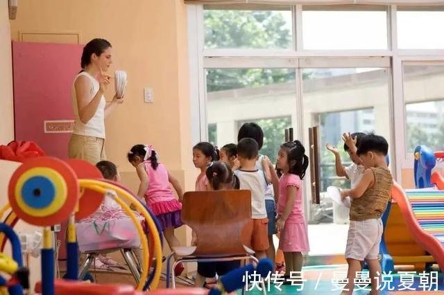 萱爸|孩子3岁就上幼儿园,危害有多大10年幼师透露了这4个真相