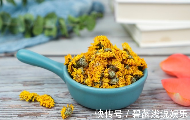 喝茶|人到中年更要注意养生,40岁到50岁的人喝茶,3种茶,值得品尝