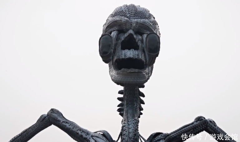 手工|小伙用轮胎制造出“进击的巨人”,耗时30天,见证手工还原极限