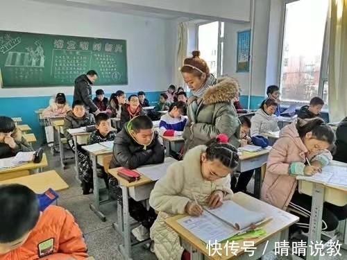 家庭经济条件|家庭经济条件好的孩子，为何一眼就能看出？2大特征瞒不住