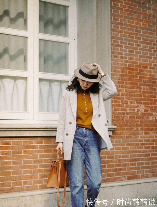 西装外套 一条牛仔裤的穿搭灵感中年女人记住这几个穿搭方法，时髦又气质！