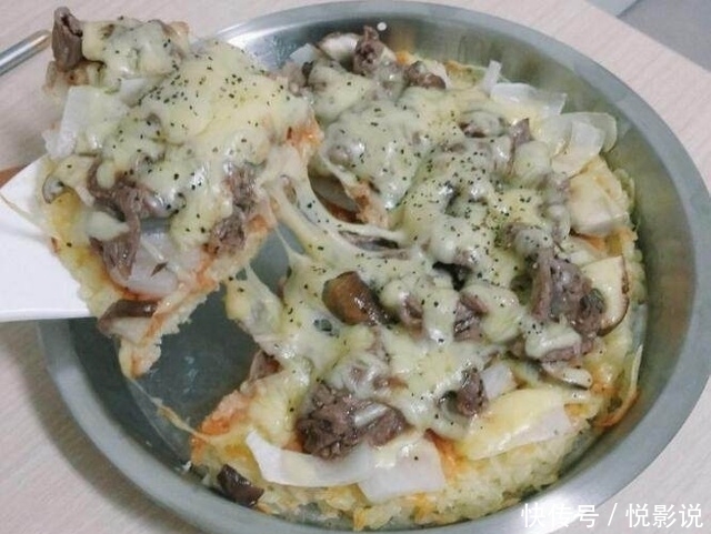 鸡蛋|蒸饭时电饭煲里打了一个鸡蛋,简直太美味了,你也可以尝试!