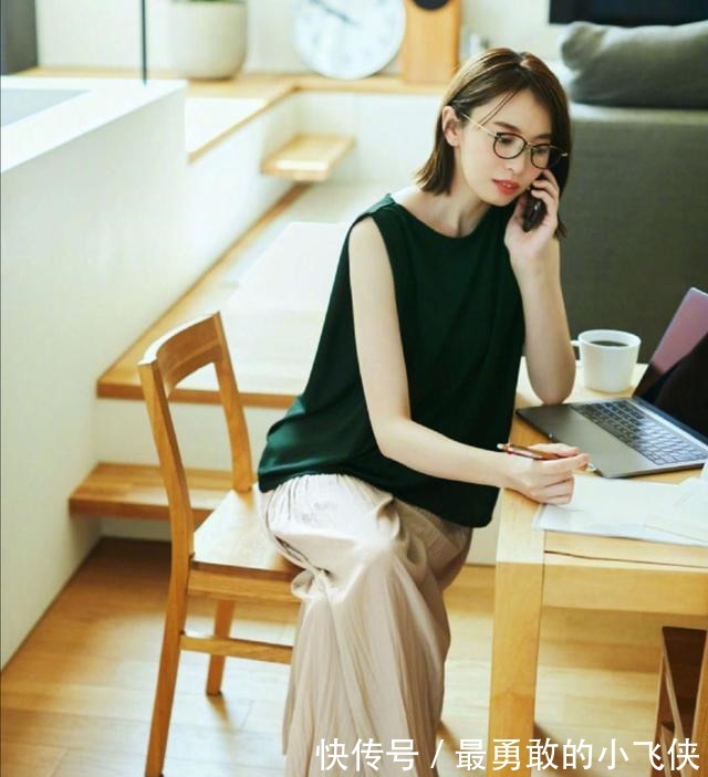 腿型 “日杂”人气模特宫田聪子示范优雅夏装,时髦大气养眼,高级满满!