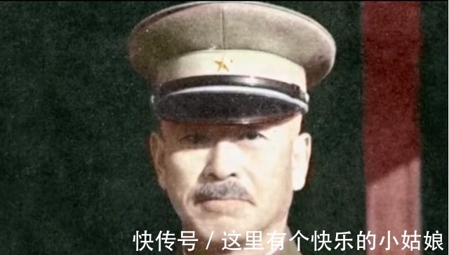 写一段夸张描写