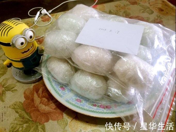 腌咸鸭蛋，就只放盐？学会这2招，时间快起沙又流油