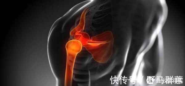 健身|健身时肩膀痛了怎么办？别“病急乱投医”，可以试试这些方法