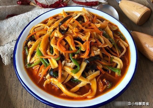 鲜美|鱼香杏鲍菇,做法简单,味道鲜美,比鱼香肉丝还要好吃