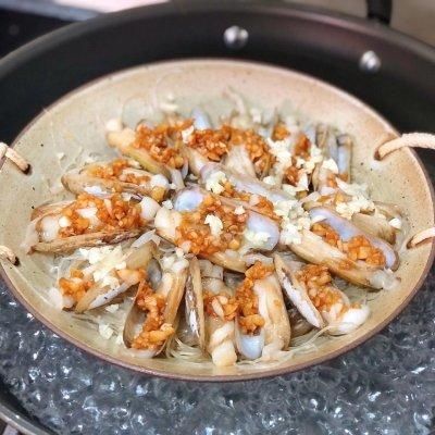 蒜蓉蒸海蛏|人气家常下饭菜蒜蓉蒸海蛏，一秒征服家人的胃