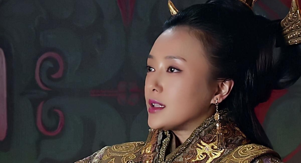 刘邦送给英布一个食盒,英布打开食盒看后心想:不得不反了