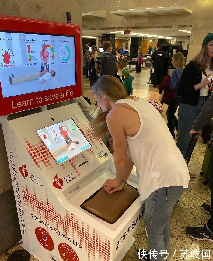 我们的生活|50个人性的国外设计,日本卫生间设计得太贴心,再也不怕丢东西