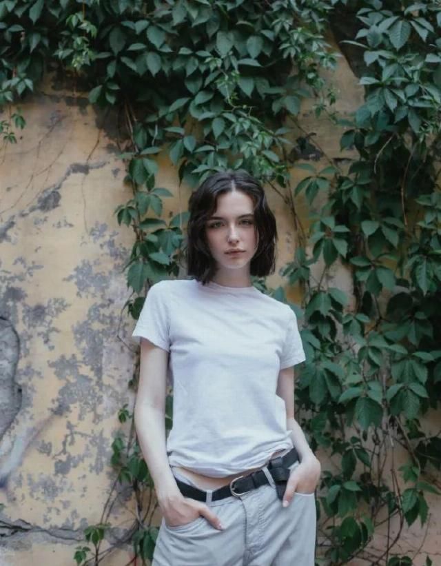 春夏白色系穿搭高级又好看,让你清凉一夏