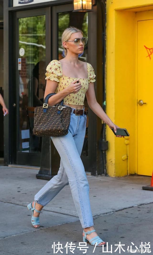 扔掉你的卫衣吧，太土了！现在流行穿挤奶装，时髦舒适还高级