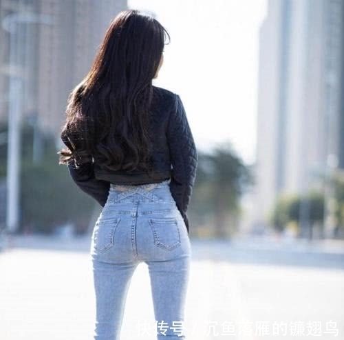 修身牛仔裤, 适合时尚潮流的穿搭