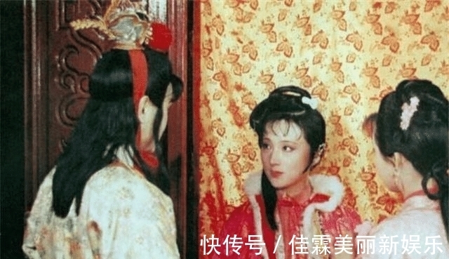 母女&《红楼梦》薛家母女对她很冷漠, 但她也看穿了她们, 所以忌惮她们