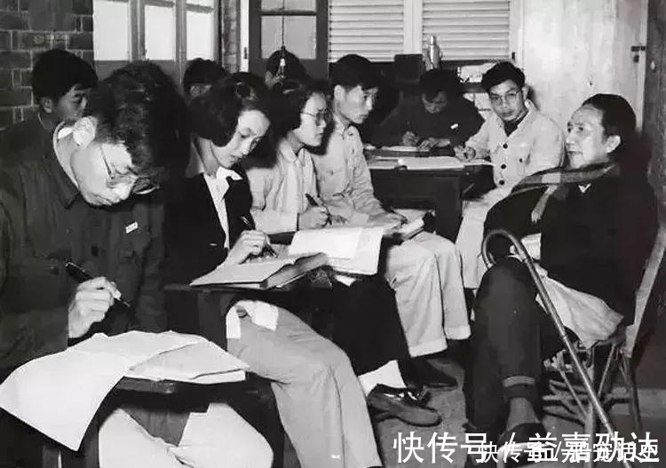 顶端|民国大师鄙视链:顶端陈寅恪,底端沈从文,中间隔了100个朱自清