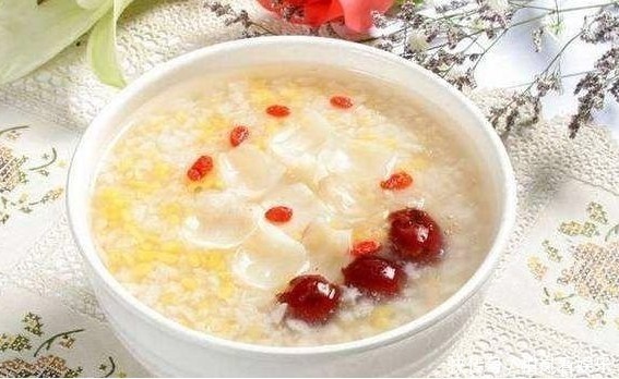 气血|气血充足,人精神更漂亮,5个补气养血的简单方法,一起来了解下