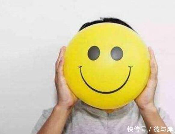 长痘五年,一个痘印没留下她的3个坚持人人都能学