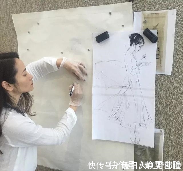 美人图$这美女画美人图,一画就是三年多,美上天