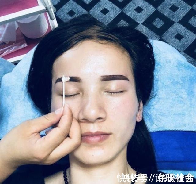 纹眉|大多女生都喜欢纹眉，而女明星却很少纹眉？看完后你还想纹吗？