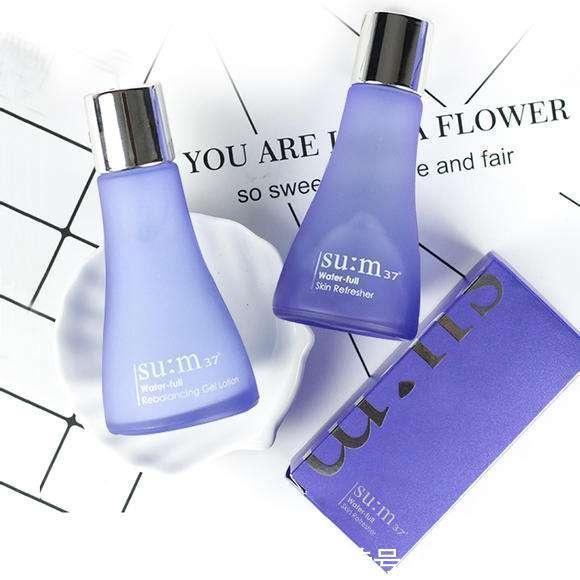 紫苏|美白保湿爽肤水推荐:有效提亮肤色,清爽不油腻,击退肌肤暗沉粗糙!